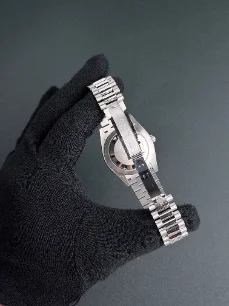 Example: Inside buckle
